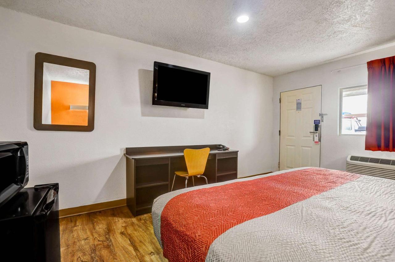 Motel 6-Clovis, NM Buitenkant foto